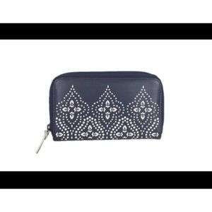 Vera Bradley Accordion Zip Around Navy Blue‎ Laser Cut